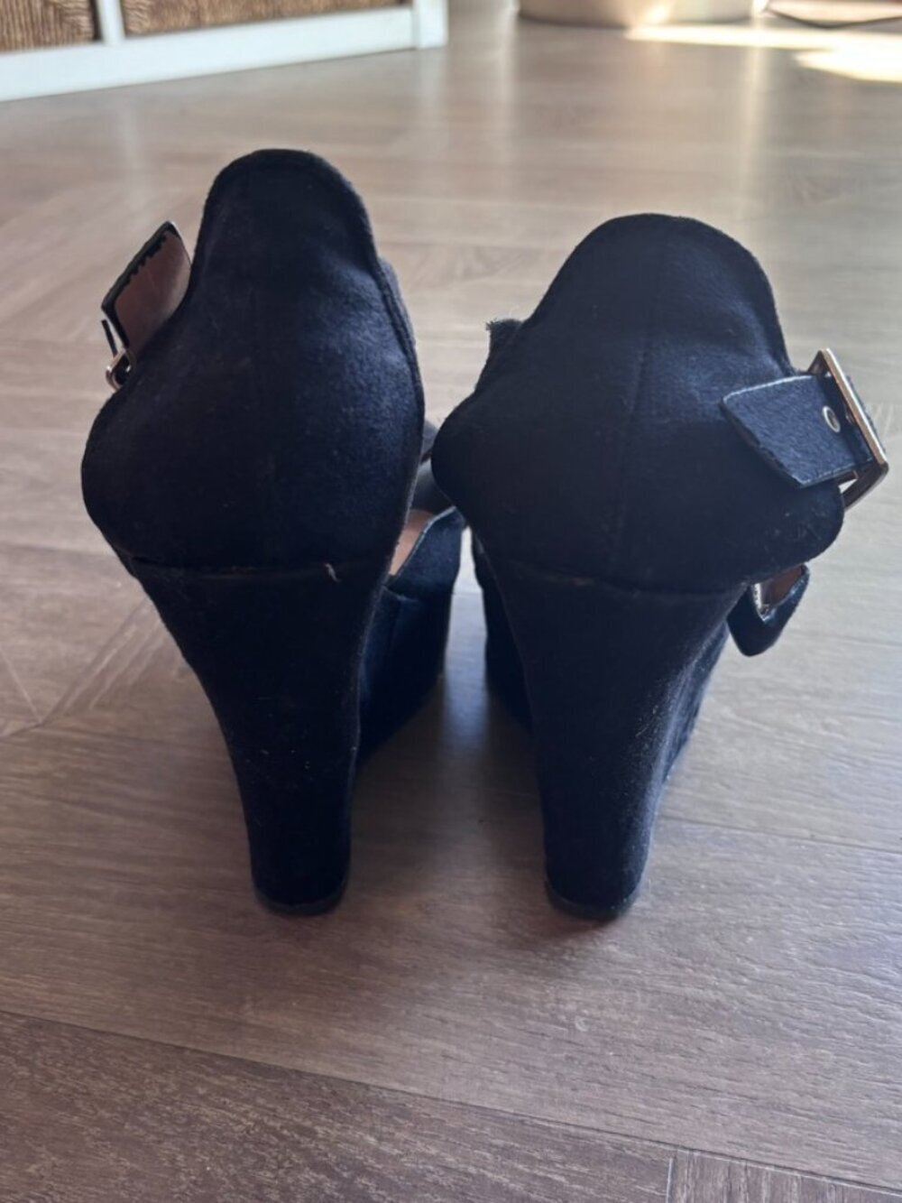 Do Black Suede Platform Strappy Wedges - Picture 3 of 9